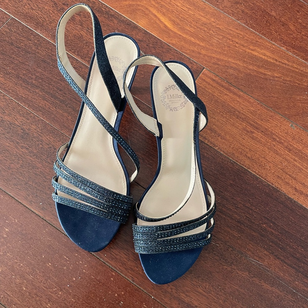 Dressy blue sparkly heel